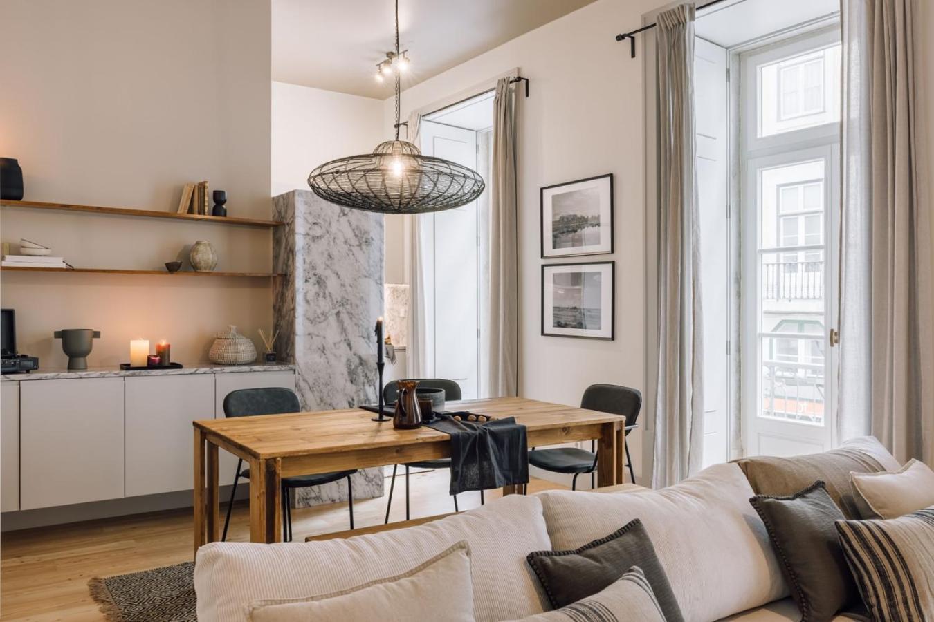 Kamour - 2 Bedrooms And Balcony In Baixa Apartment Lissabon