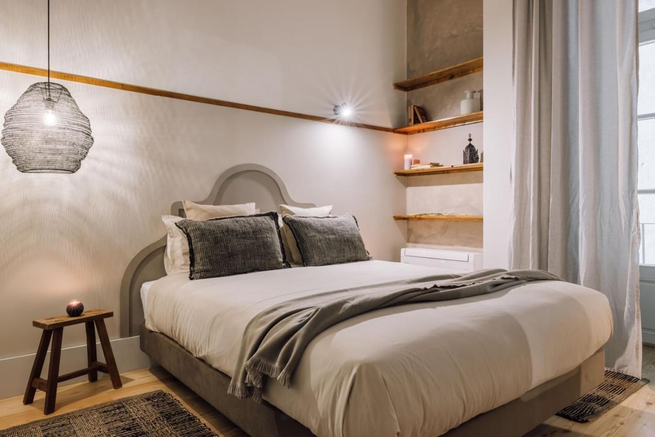 Apartment Kamour - 2 Bedrooms And Balcony In Baixa Lisbon